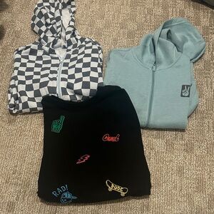 Checkered and Graphic Hoodies Set, boys 6/7,8. Old navy, cat and Jack.